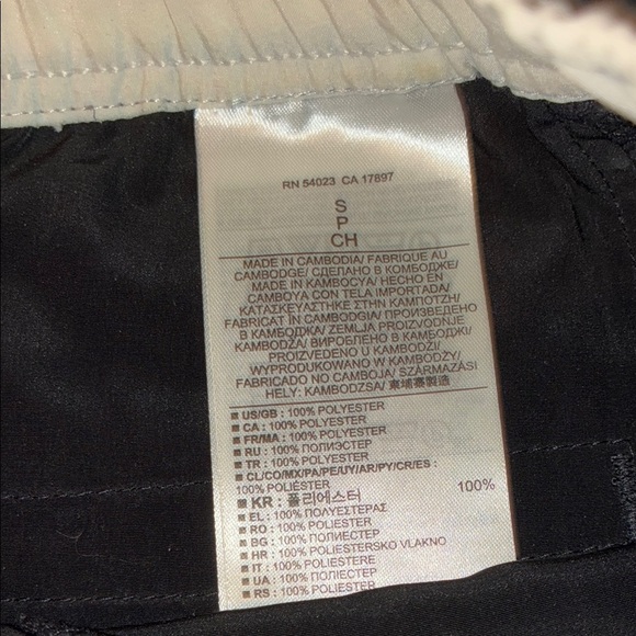 Banana Republic Black and White Sporty Trousers with Pockets - Picture 3 of 14